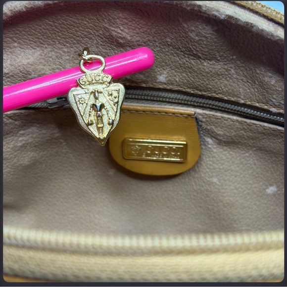 Sold - Picture 6 of 9